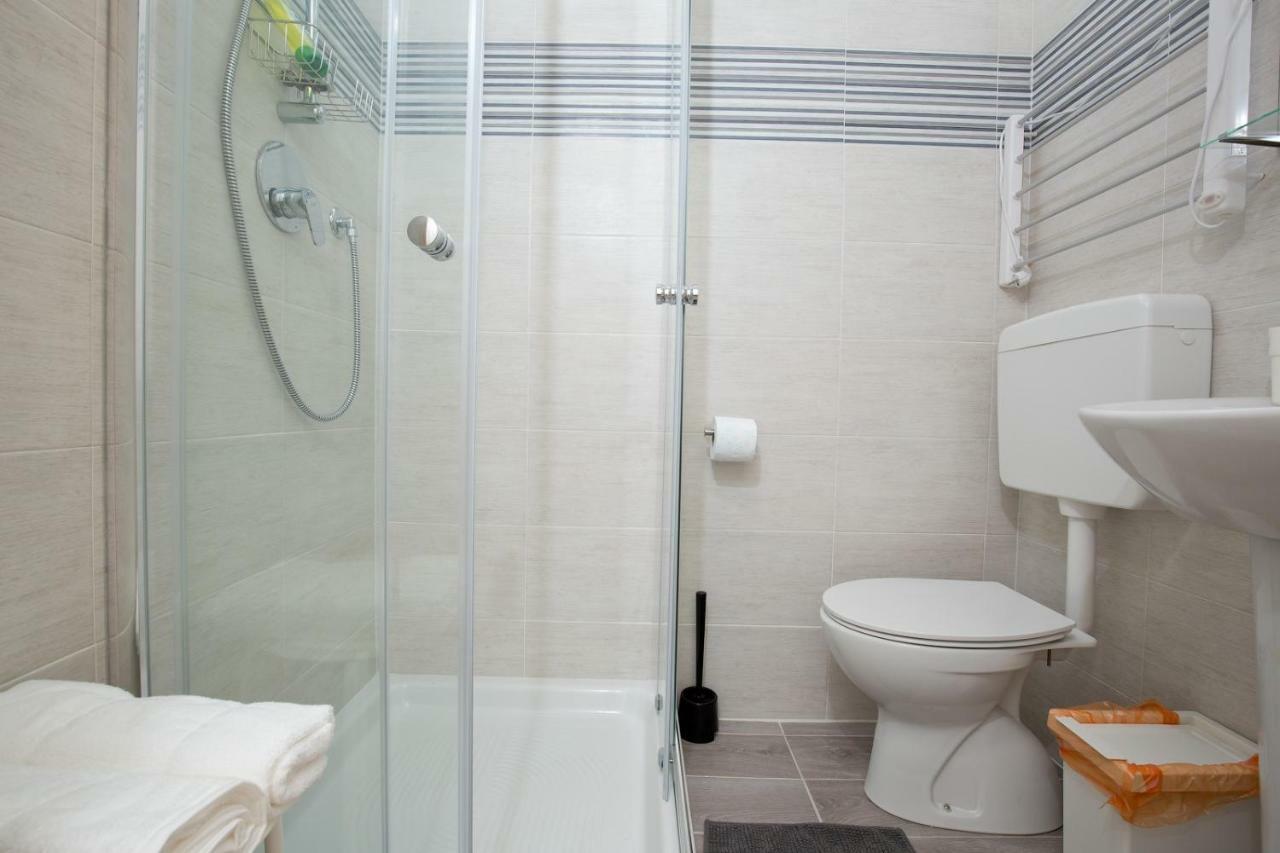 Rimini Youth Apartment 外观 照片